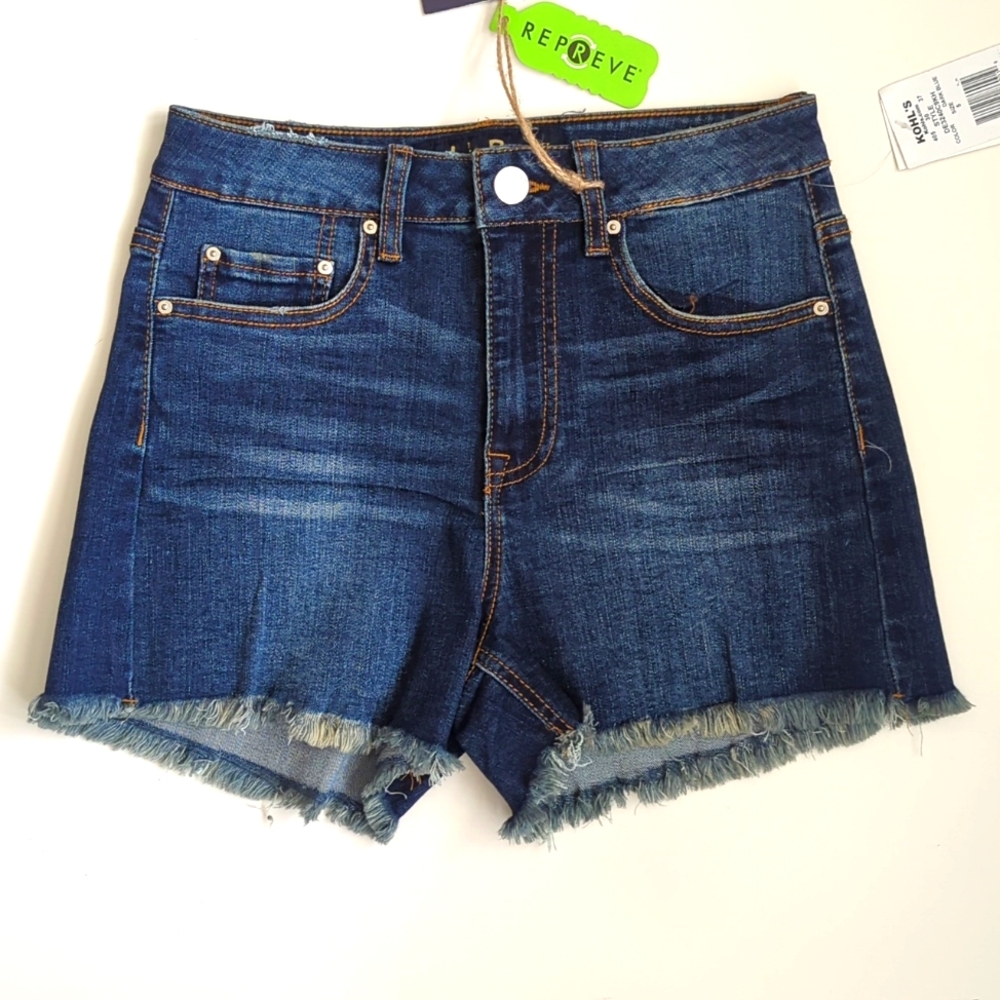 Juniors' Indigo Rein Super High Rise Frayed Hem Shorts